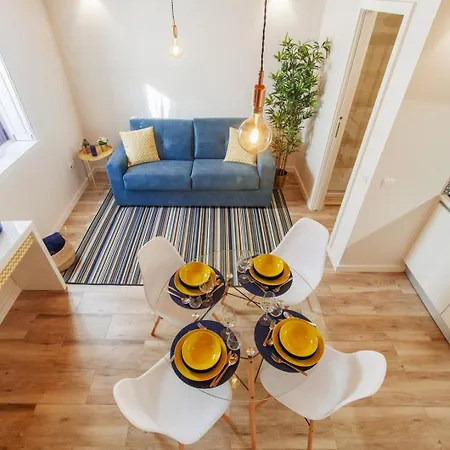 Typical House In A Historical Pedestrian Quarter Сasa de vacaciones Oporto