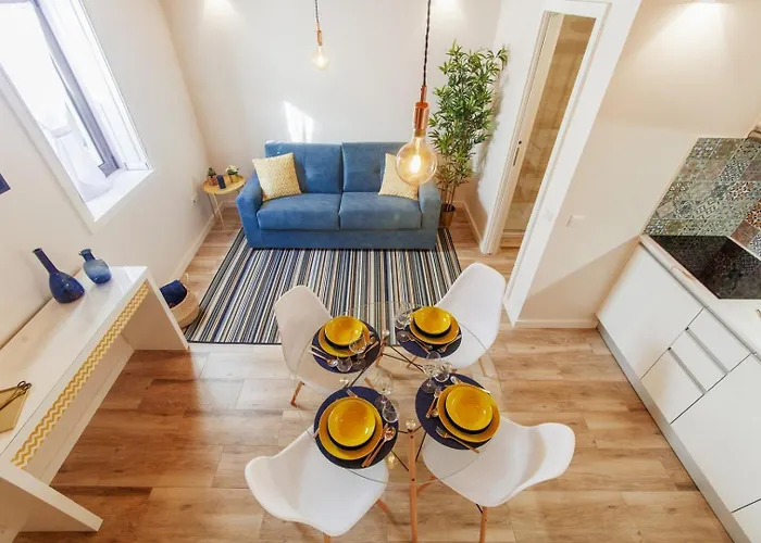 Typical House In A Historical Pedestrian Quarter 度假居 波尔图